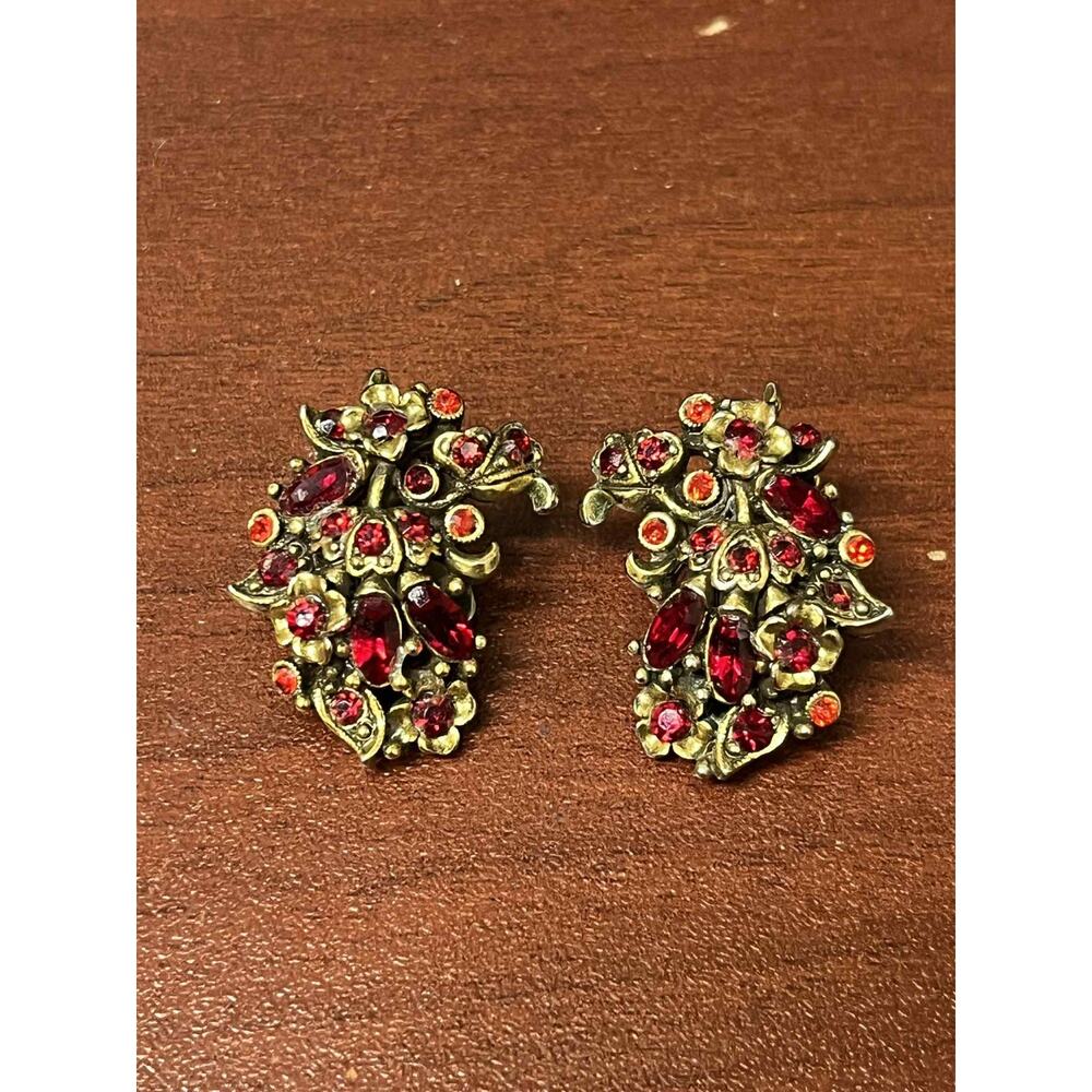 Hollycraft clip on earrings Ruby Red Cluster